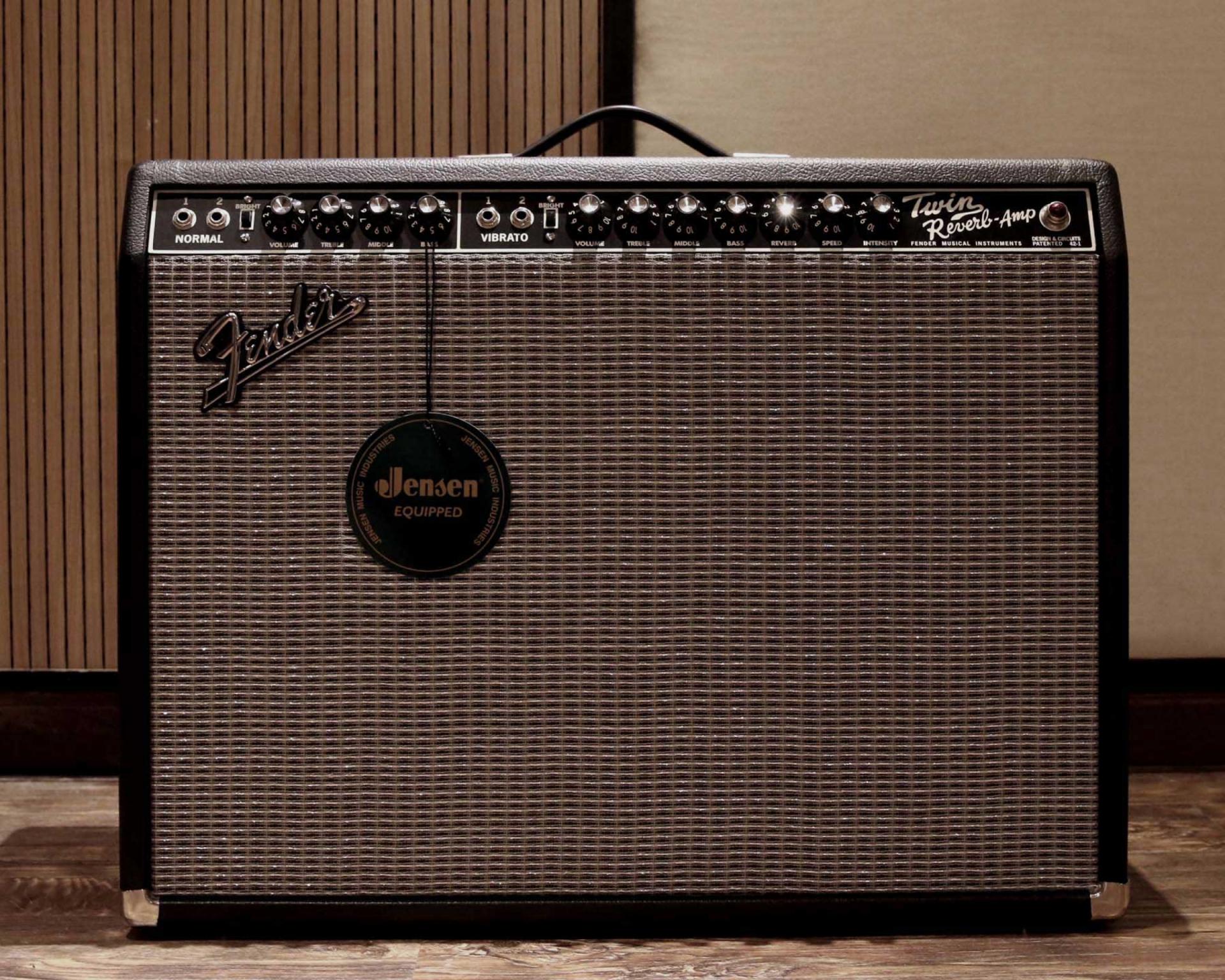 Fender Twin Reverb Amplifier