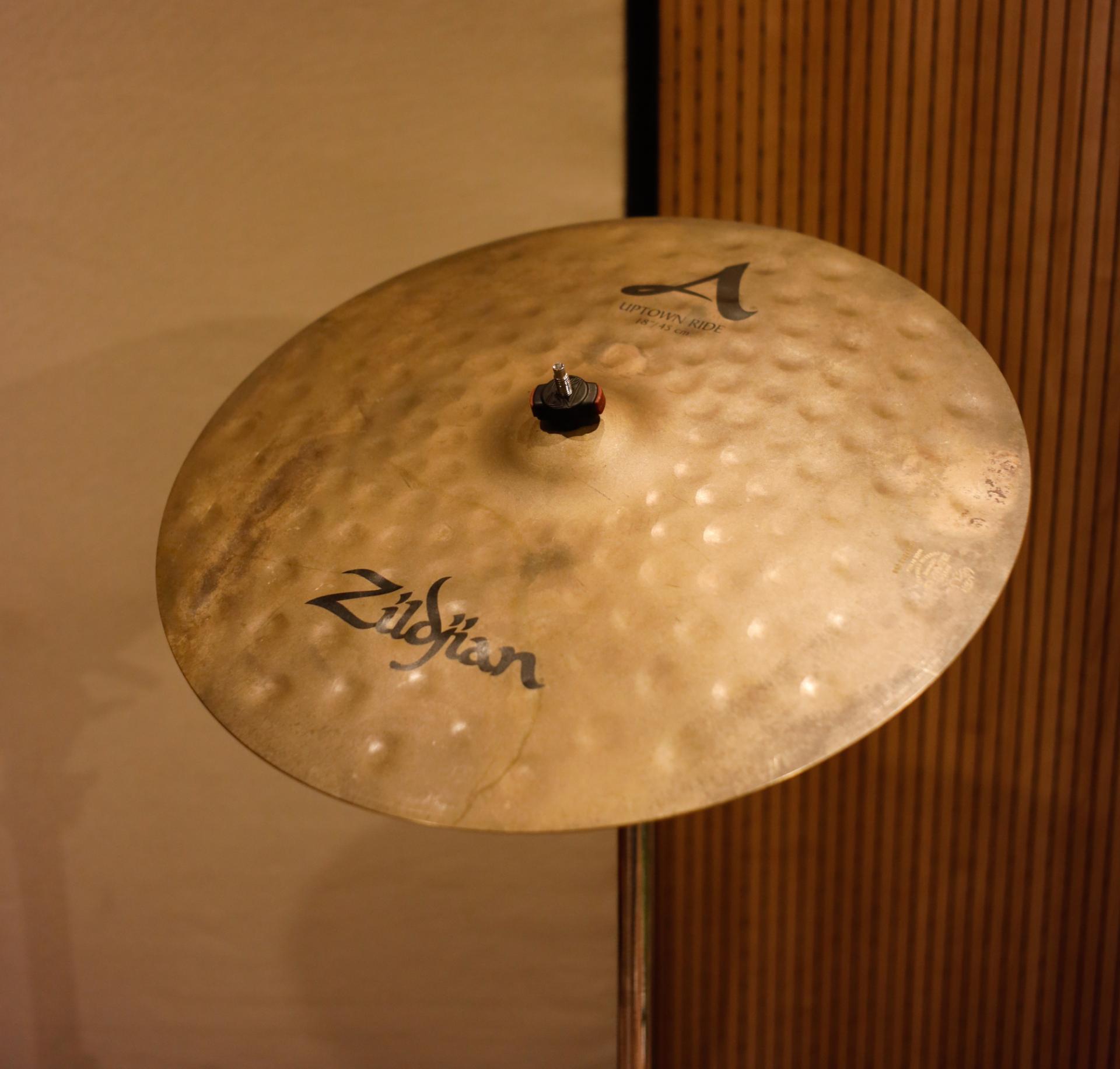 Zildjian 18” A custom Uptown Ride