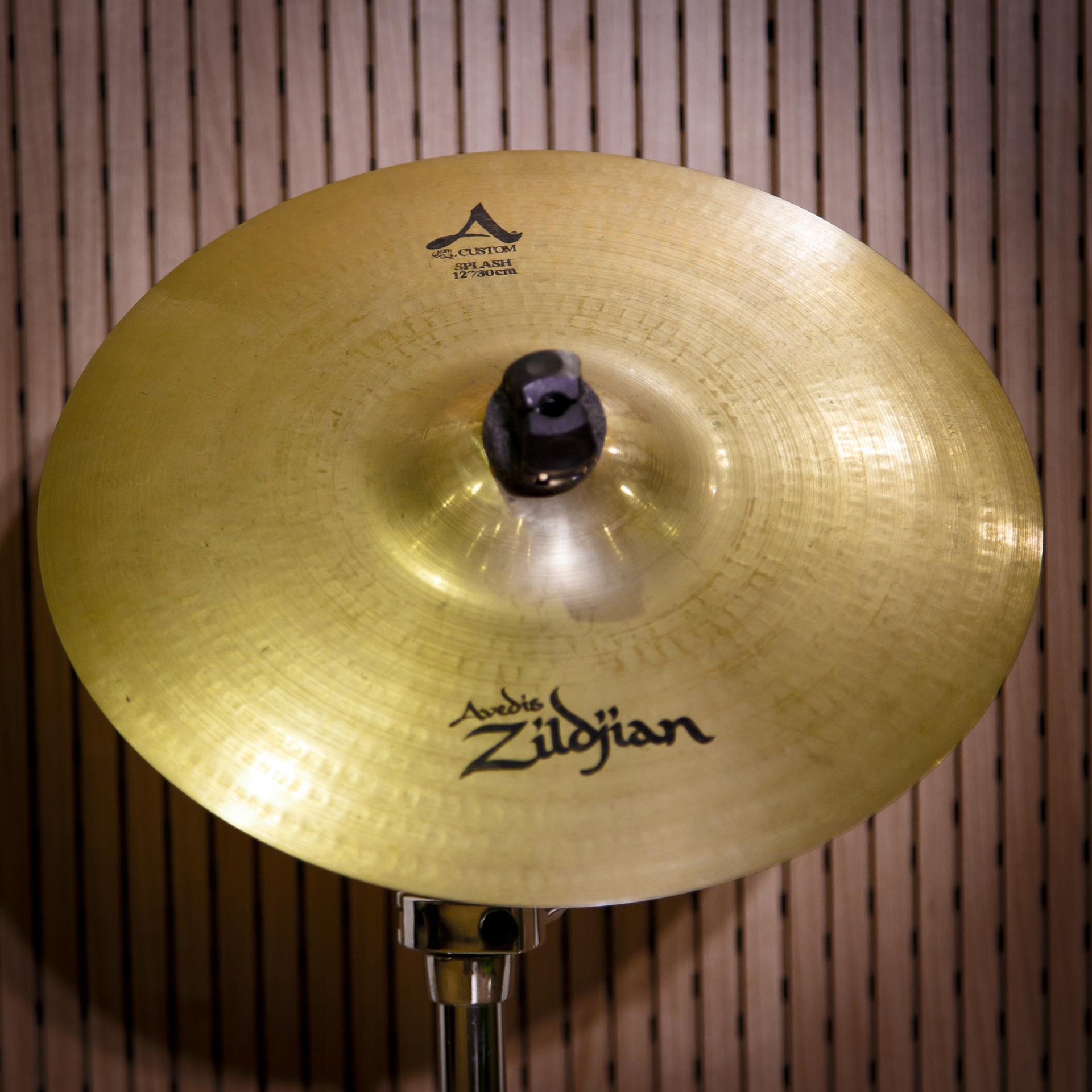 Zildjian	12"	A Custom Splash Cymbal